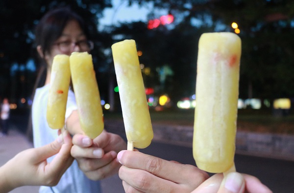 夏季冷饮要适量 小心诱发脑血管疾病